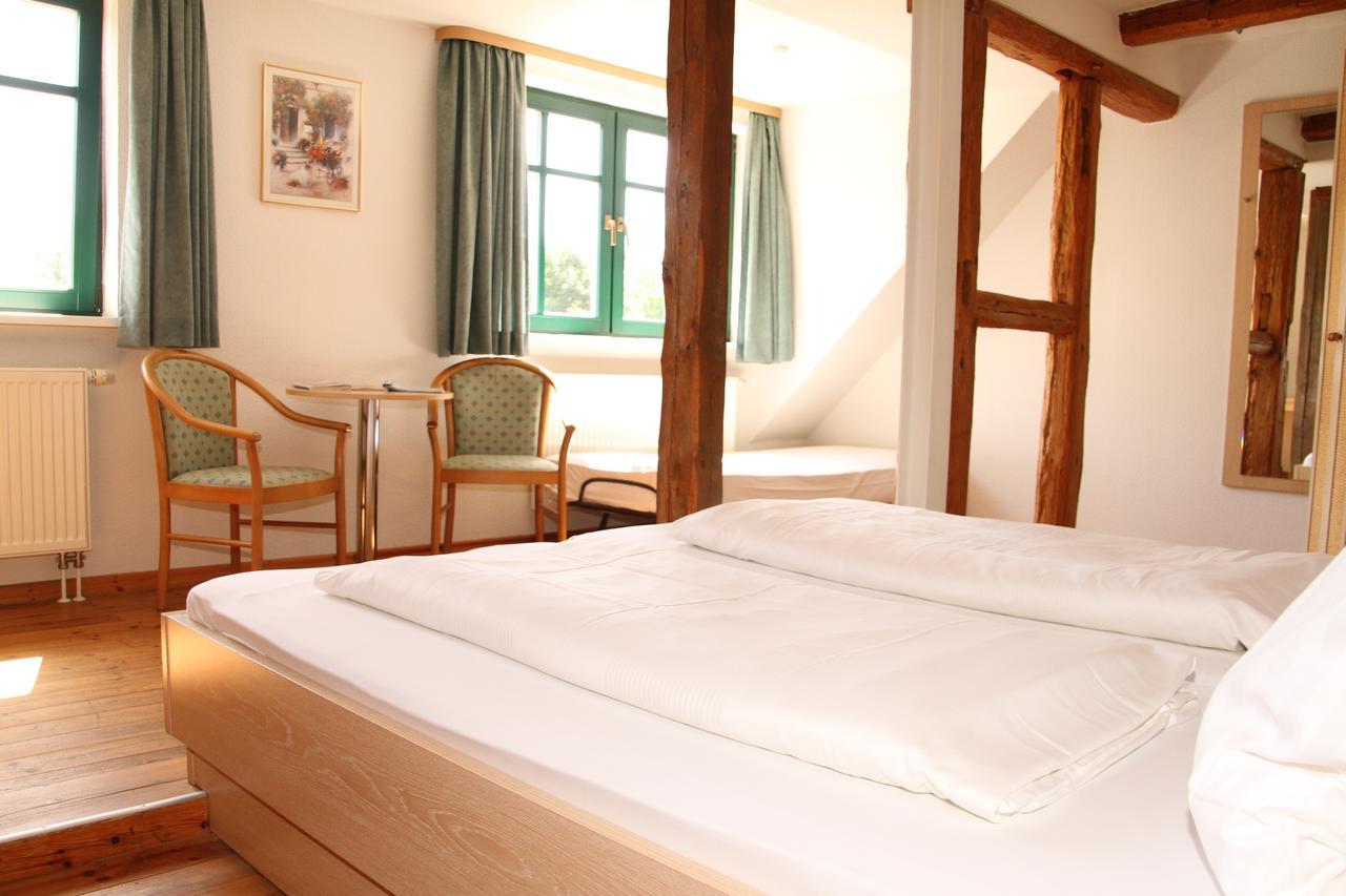 Landgasthof "Wirtshaus Zur Eibe" Jabel Esterno foto